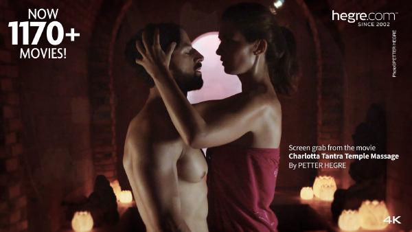 Skärmgrepp #3 från filmen Charlotta Tantra Temple Massage