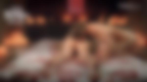 Capture d'écran #10 du film Massage Lesbien Tantra