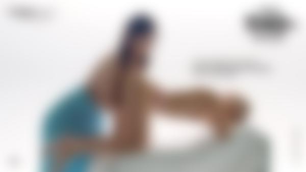 Schermopname #9 uit de film Nooit eindigende orgasmes massage