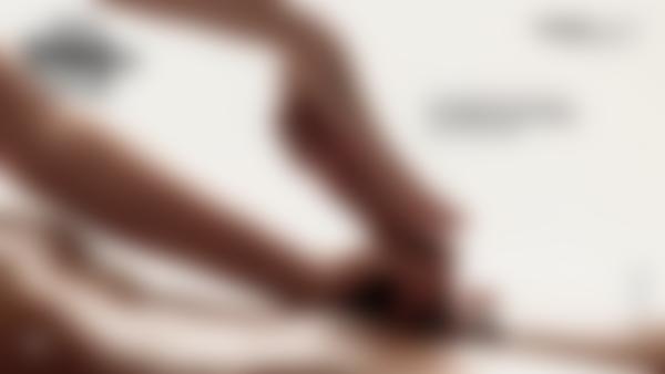 Екранна снимка №9 от филма Най-добрият масаж на пениса