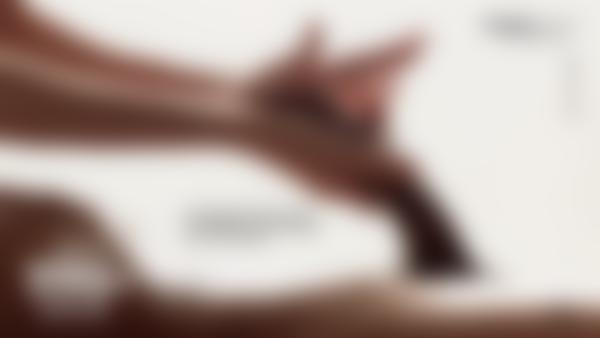 Екранна снимка №10 от филма Най-добрият масаж на пениса